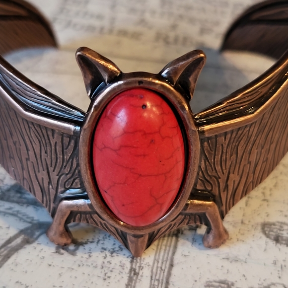 Bat Bracelet - Picture 3 of 3